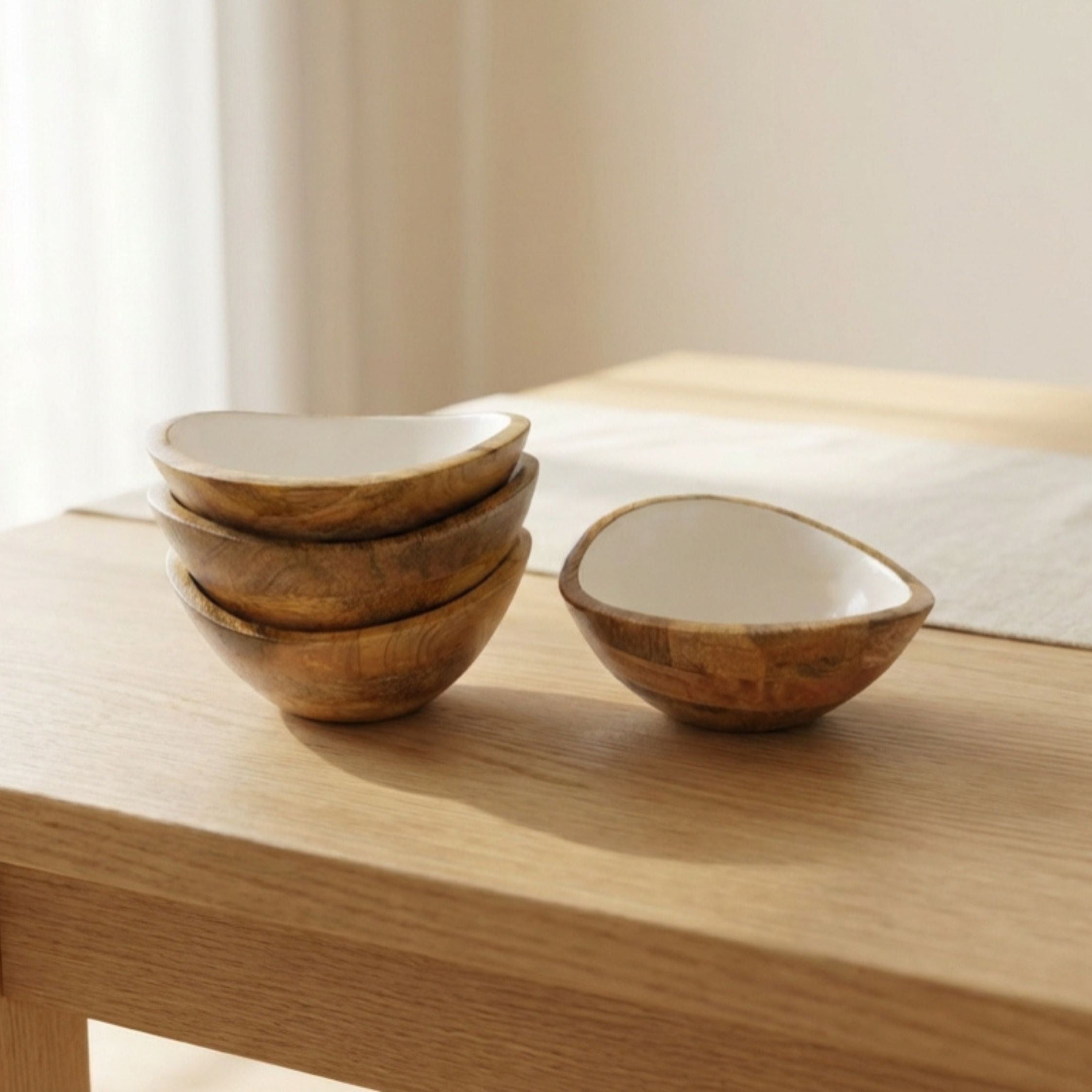 Small Bowl with Pearl Enamel, Set of 4