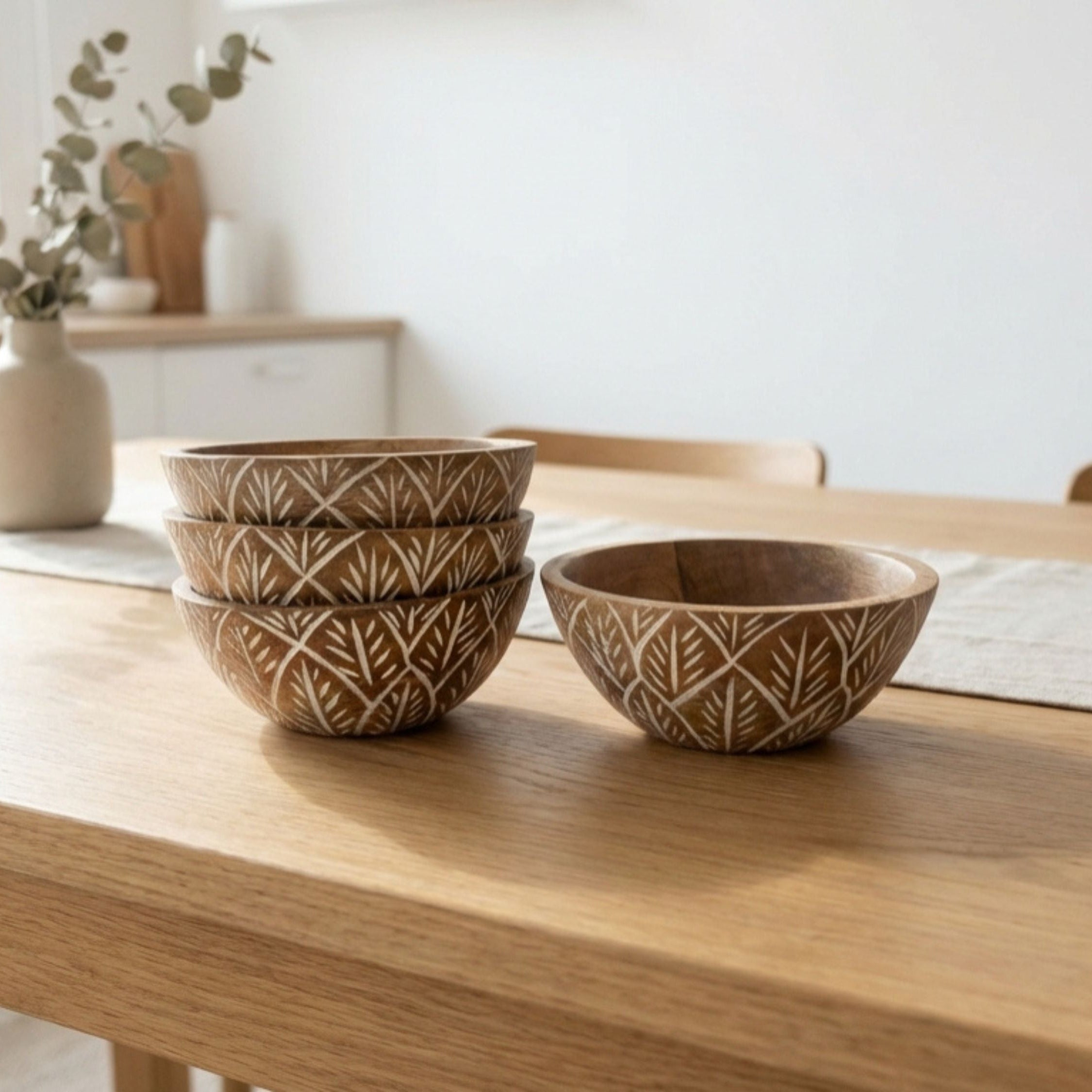 Small Bowl with White Washed Carving, Set of 4