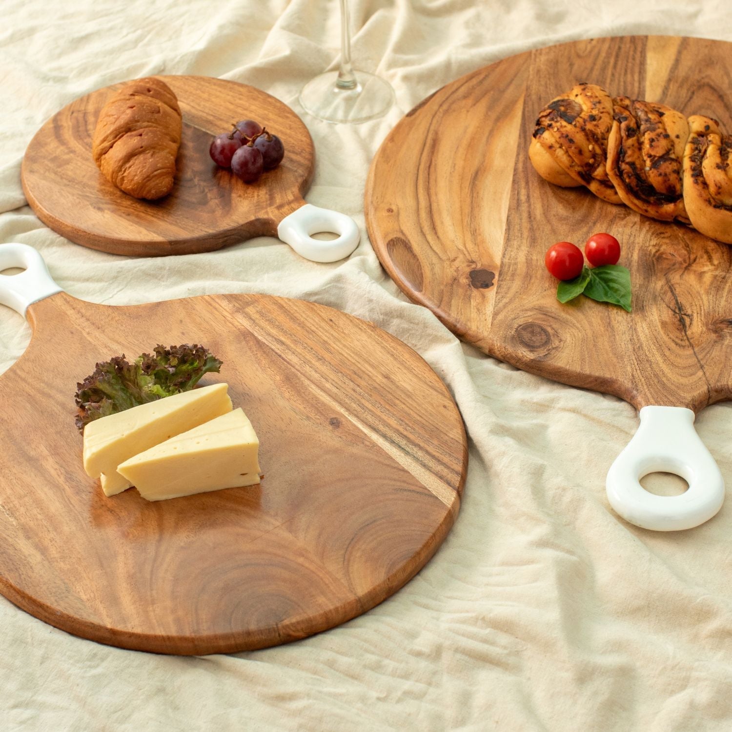 Boards & Platters from Aesthetic Living