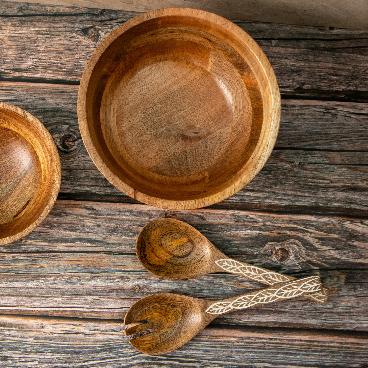 Serving Bowl and Servers with White Washed Carving