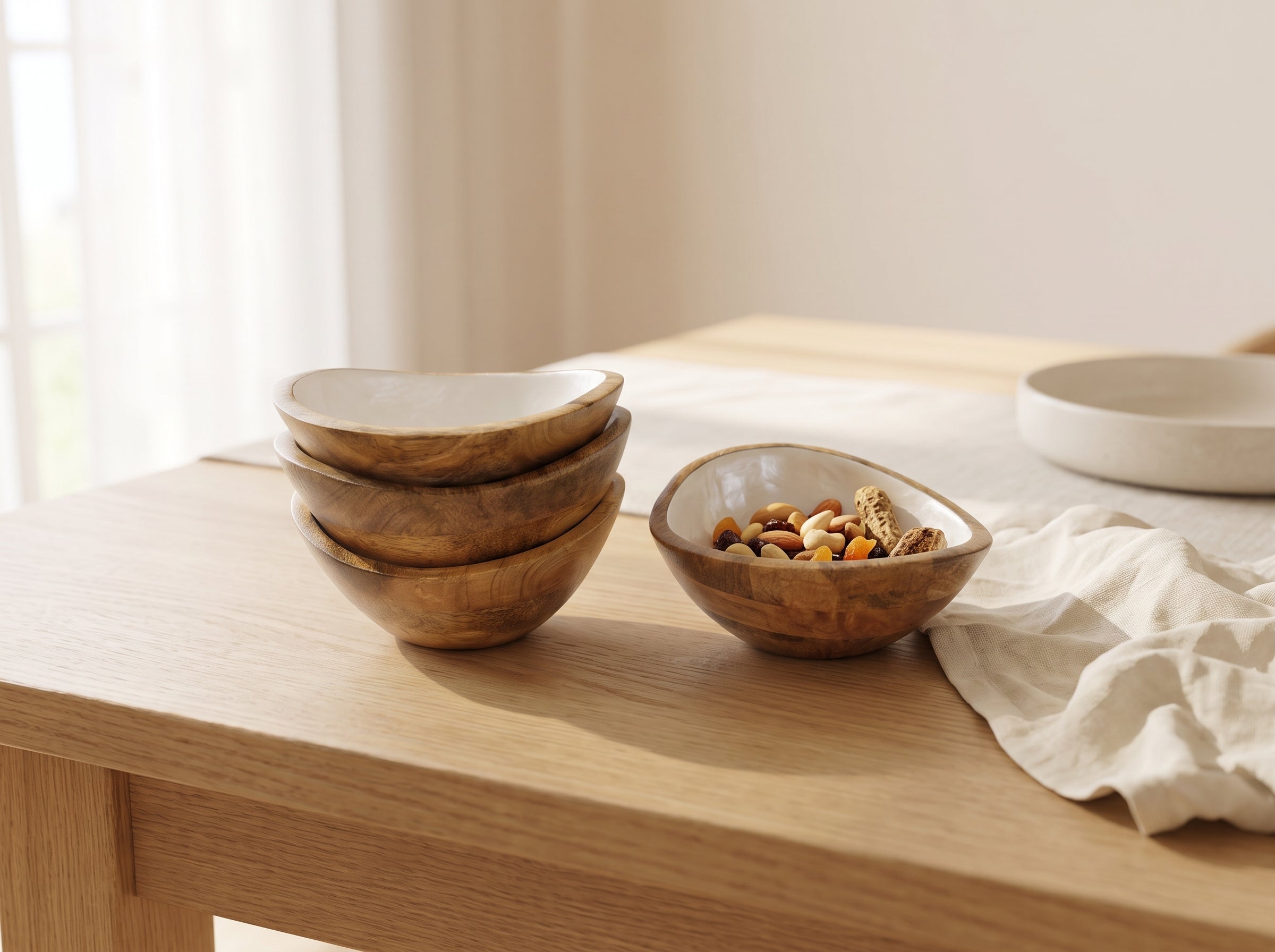 Small Bowl with Pearl Enamel, Set of 4