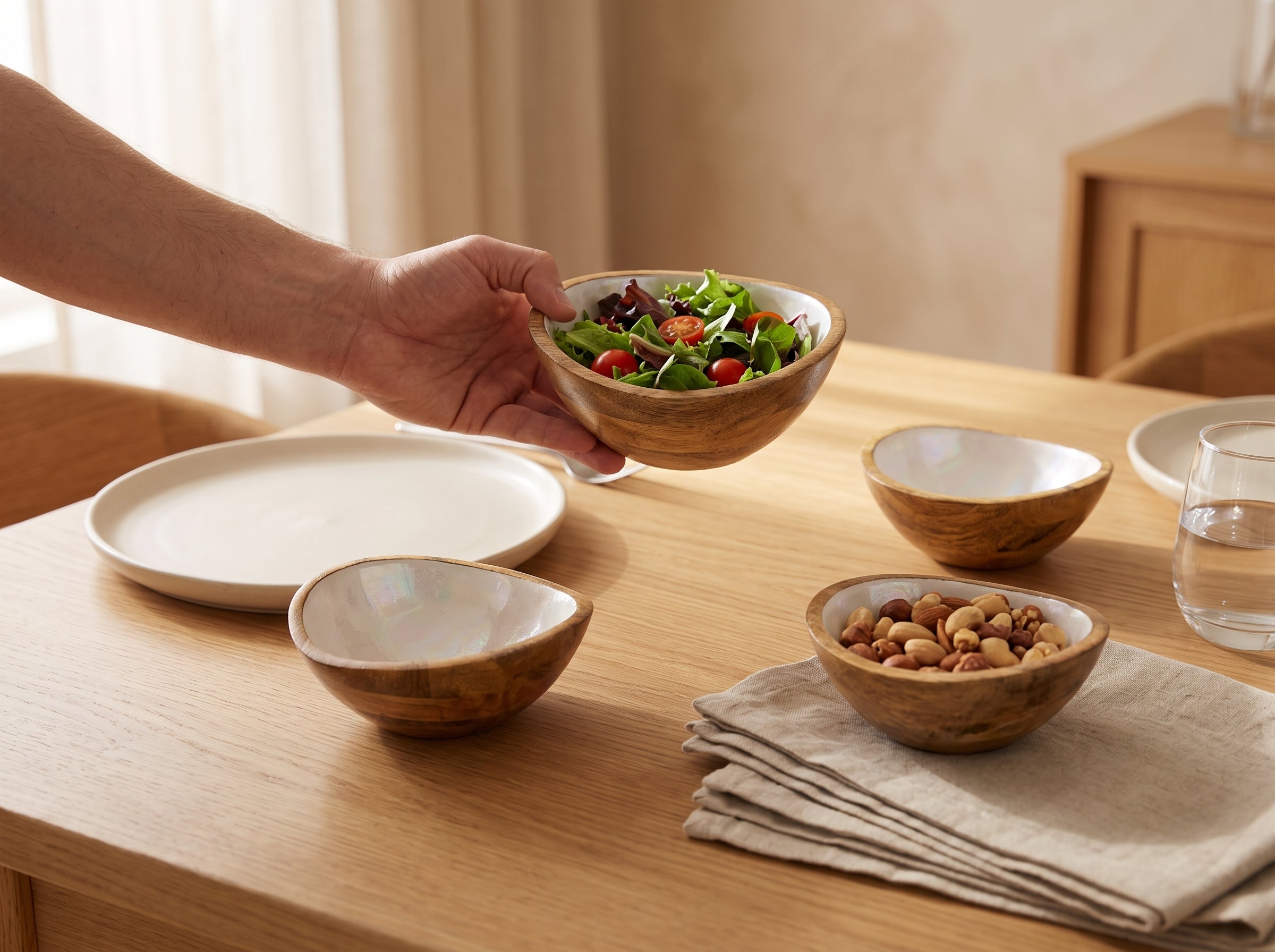 Small Bowl with Pearl Enamel, Set of 4