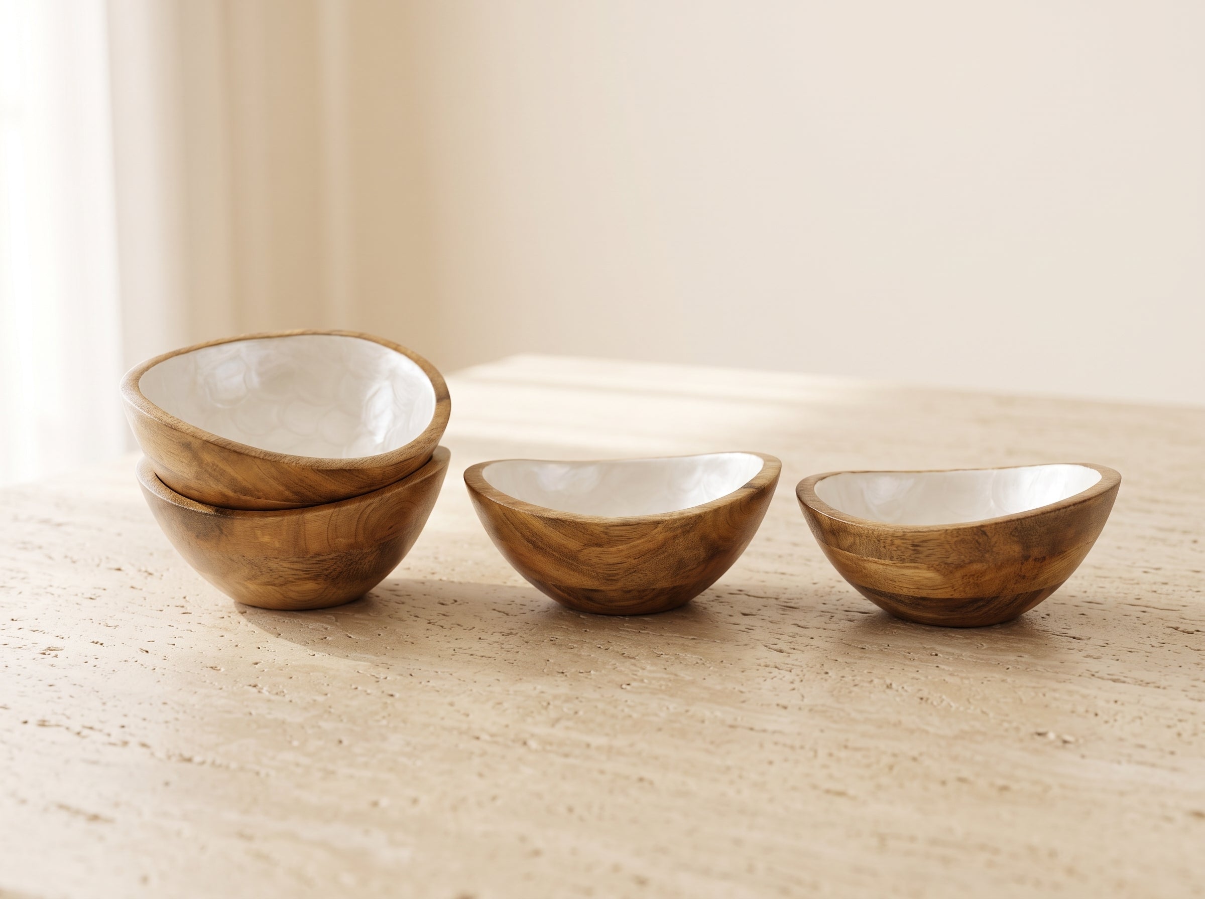 Small Bowl with Pearl Enamel, Set of 4