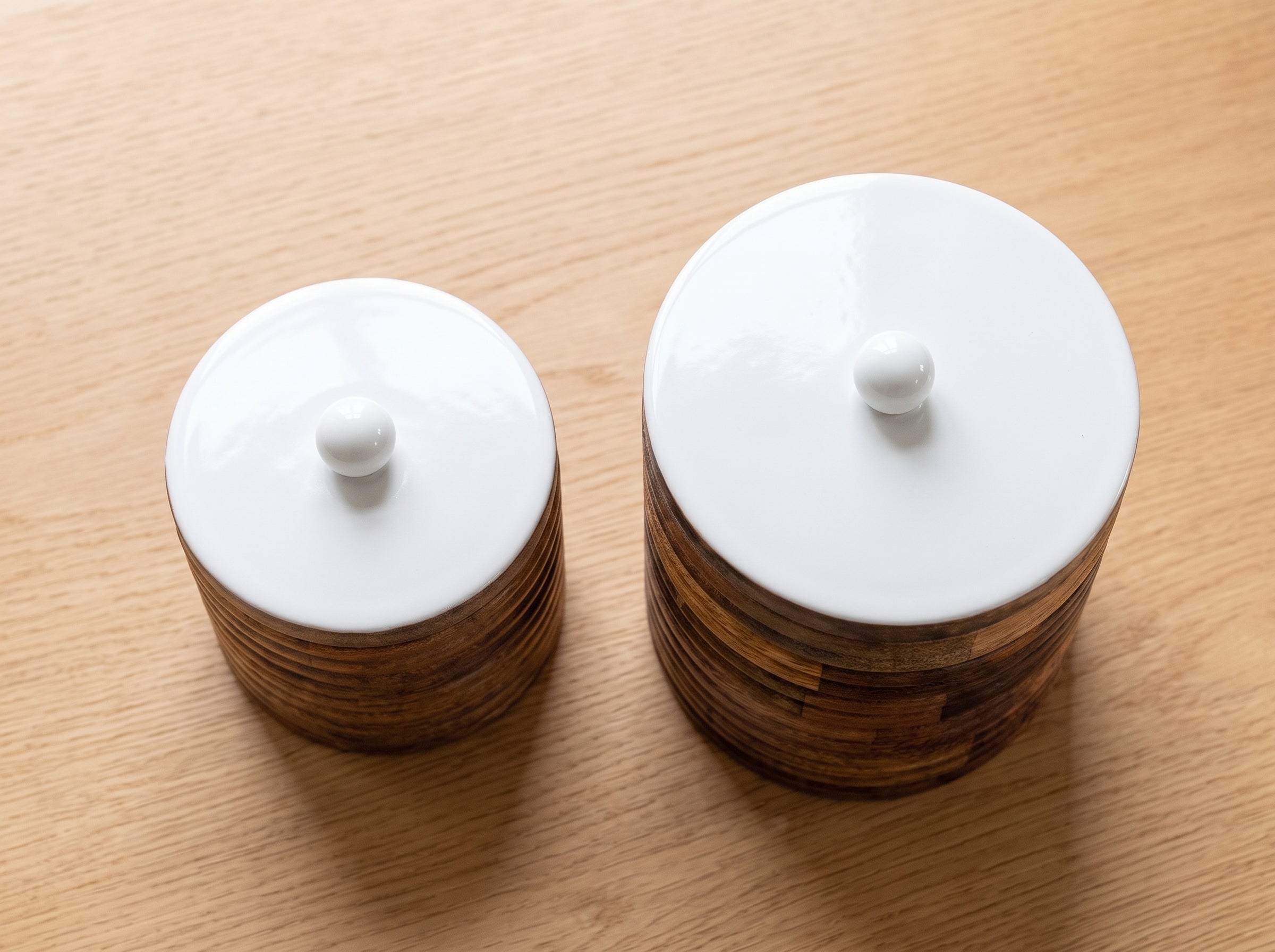 Wide Canisters with White Enamel, Set of 2 (Large and Small)
