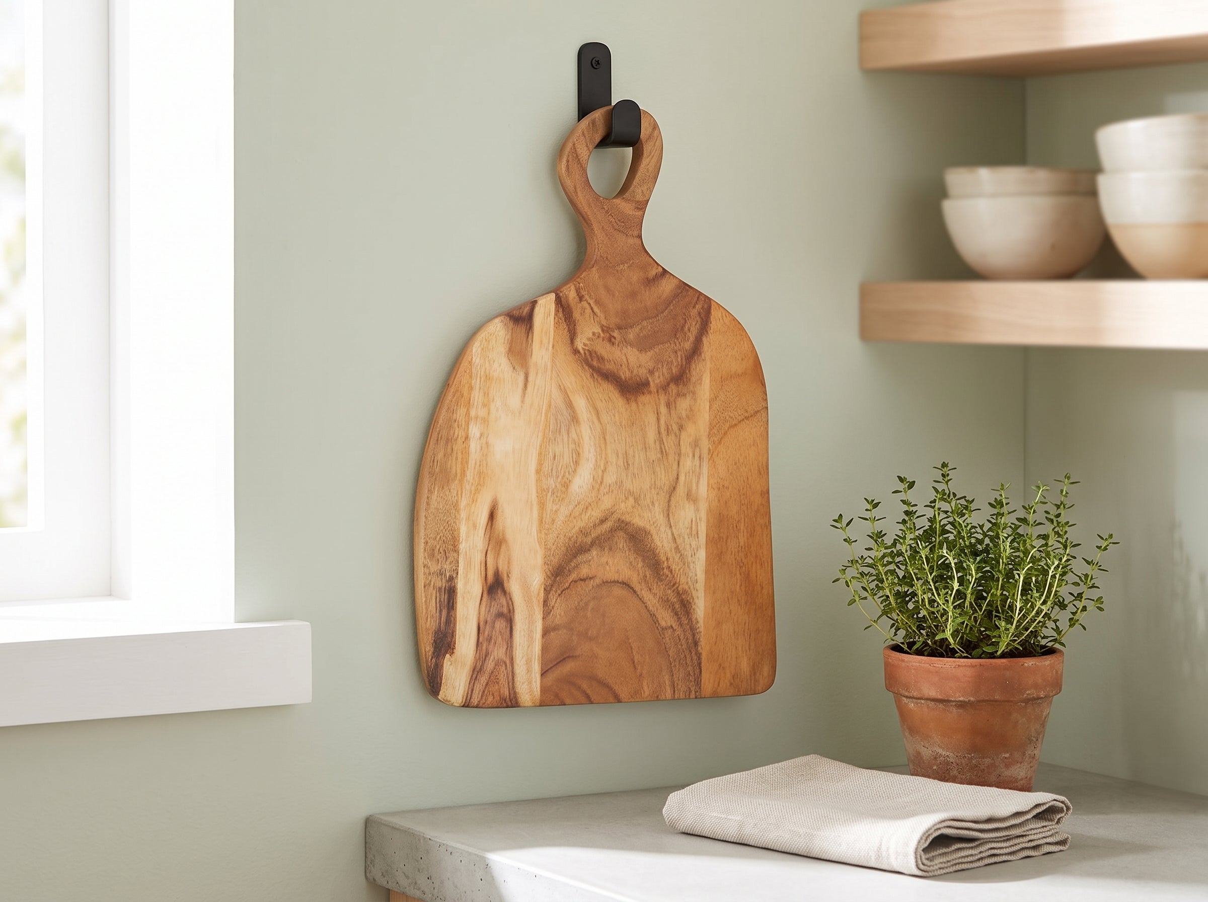 Curved Board with Handle