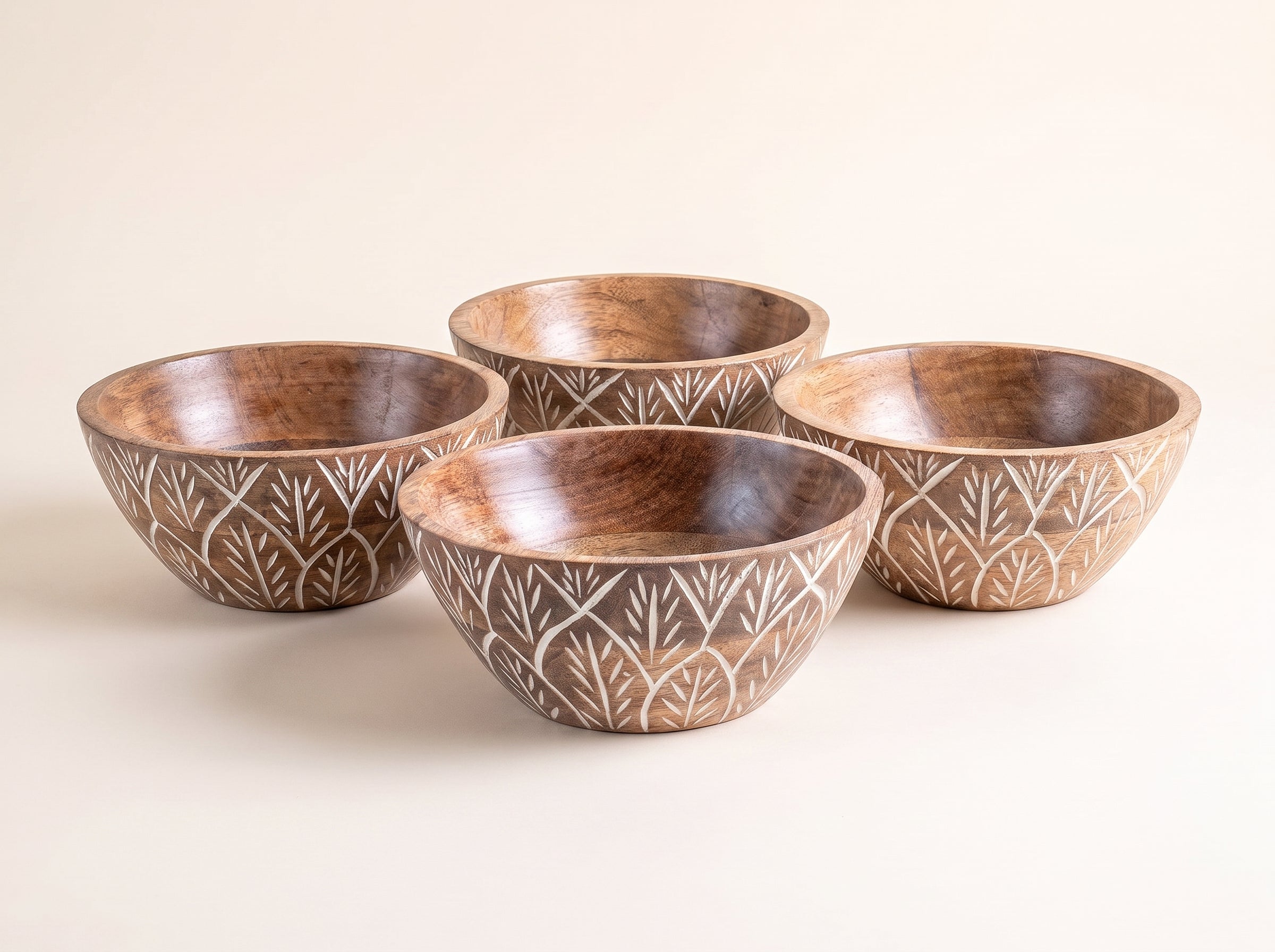 Small Bowl with White Washed Carving, Set of 4