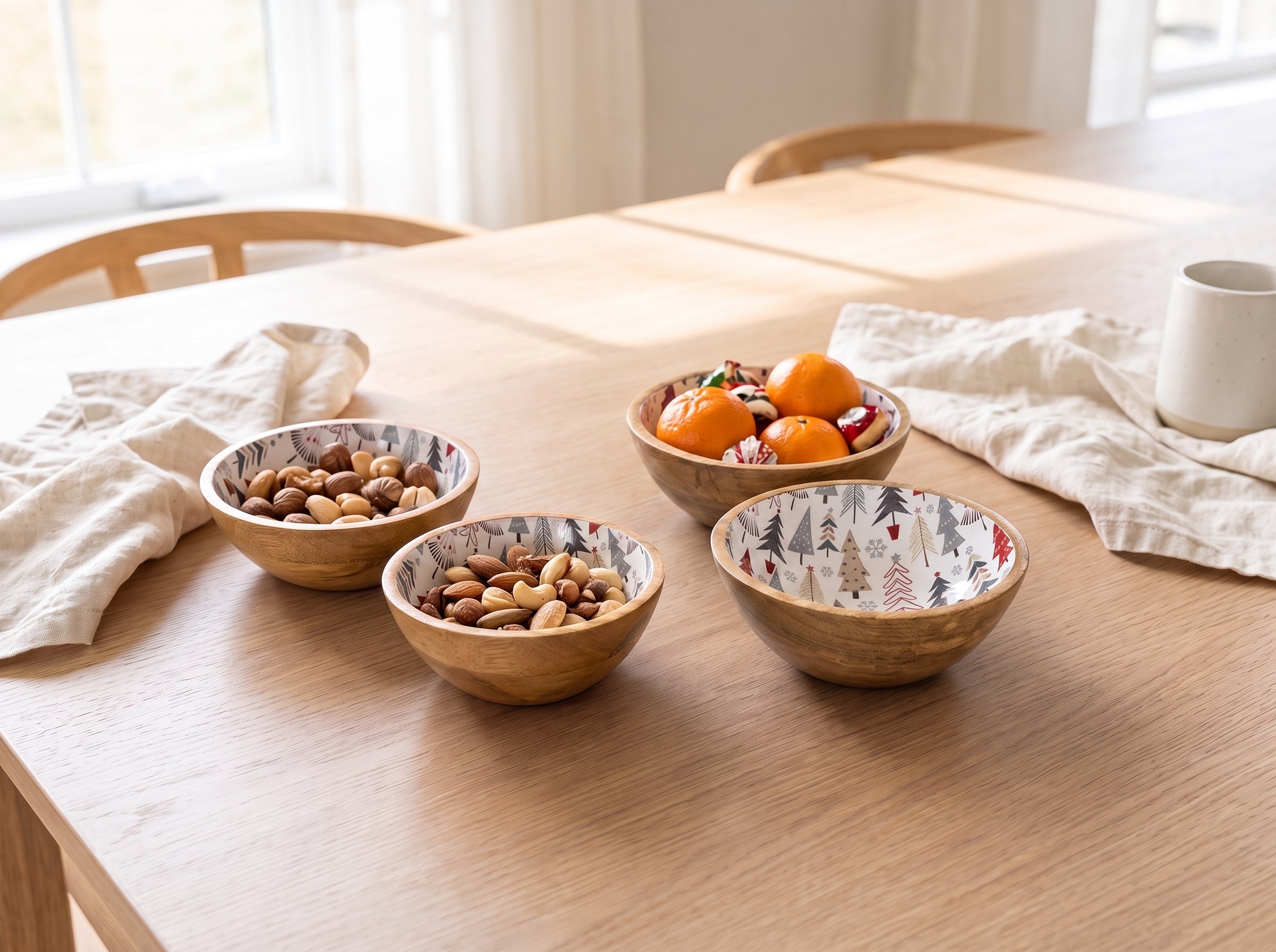 Small Bowl with Holiday Enamel, Set of 4